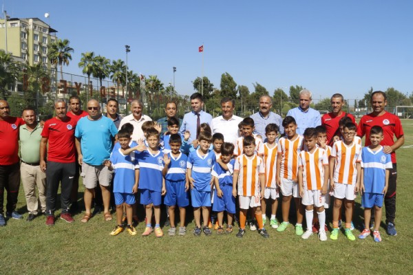 Gençleri spora yönlendiriyoruz Gençleri spora yönlendiriyoruz